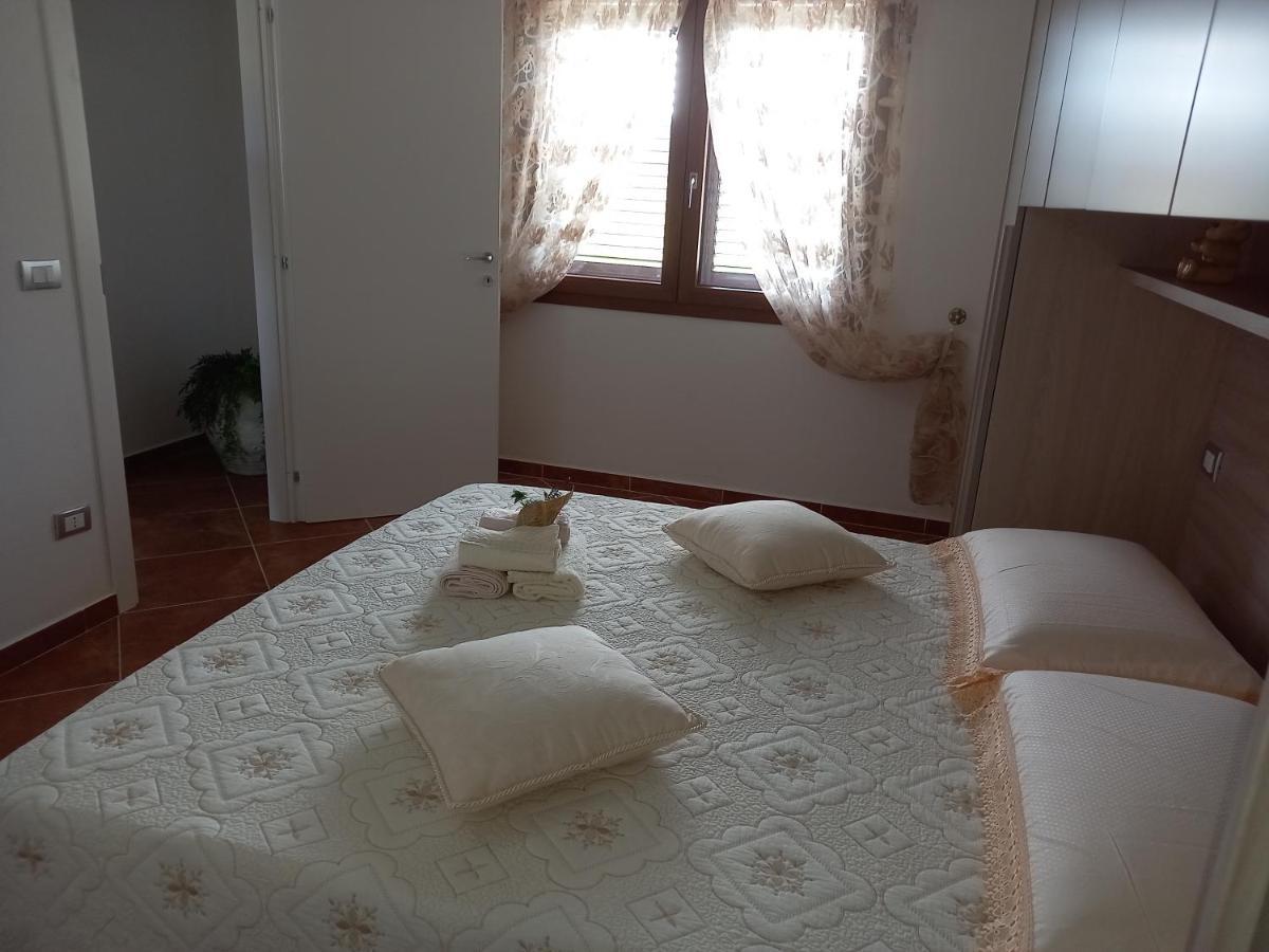 אורוסיי Villa Aratha מראה חיצוני תמונה