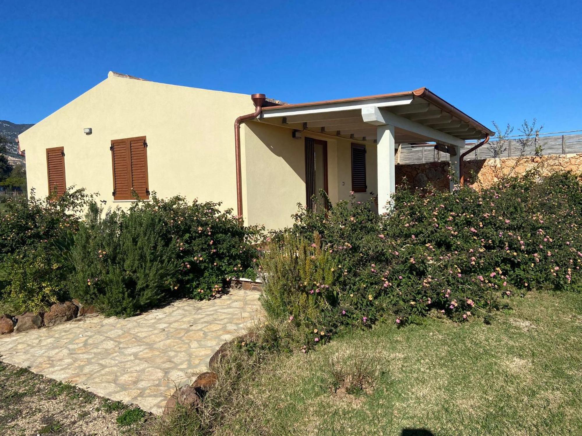 אורוסיי Villa Aratha מראה חיצוני תמונה